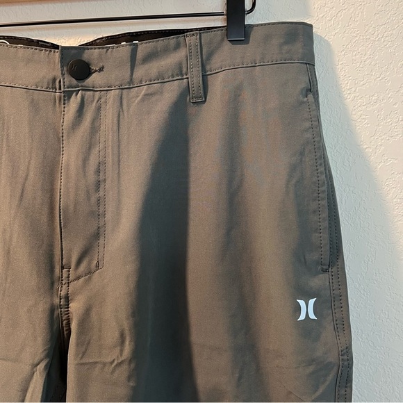Men’s Hurley dark gray flat front shorts size 36 - Picture 2 of 6